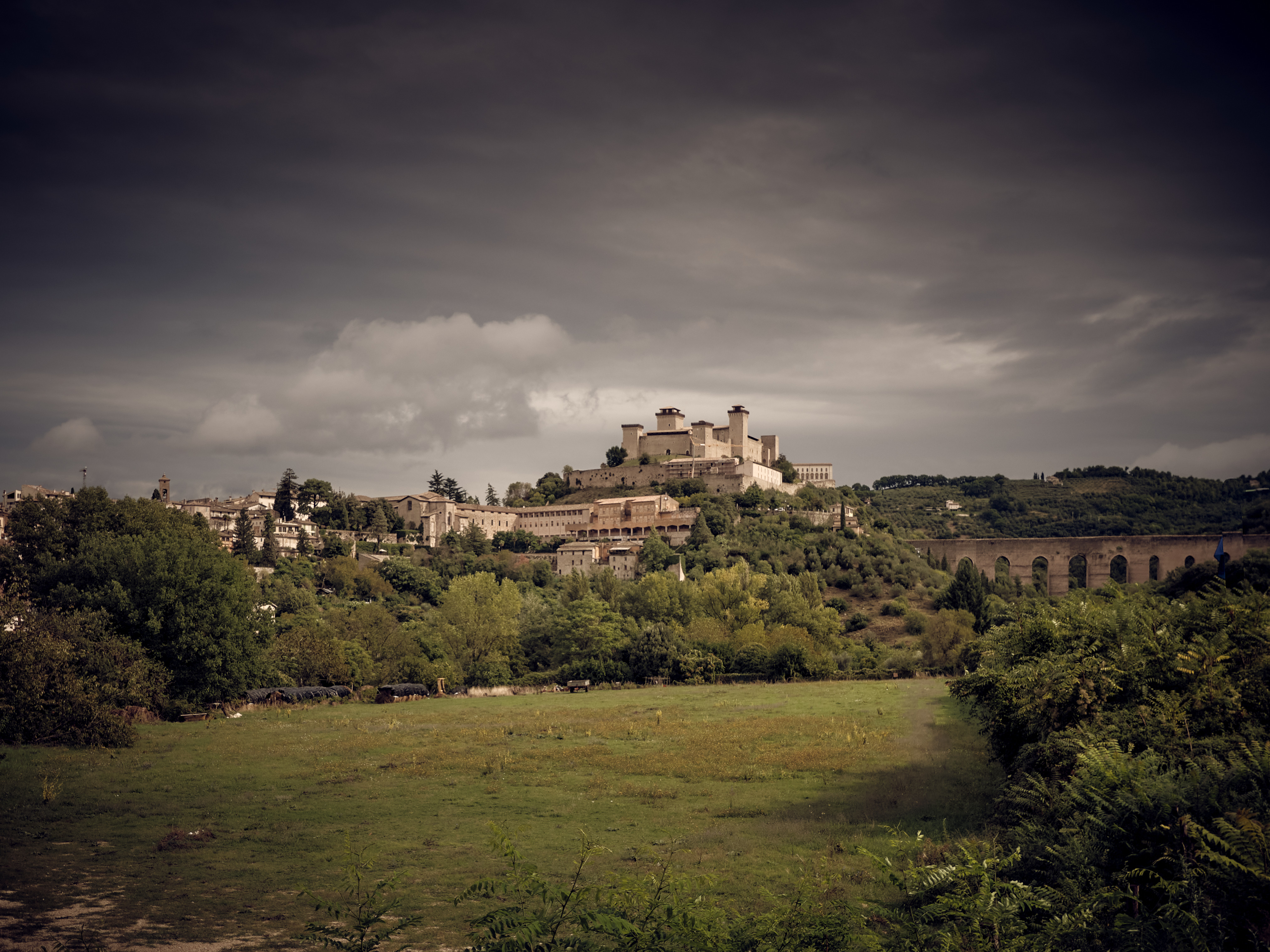 Das Land zwischen Terni und Assisi
